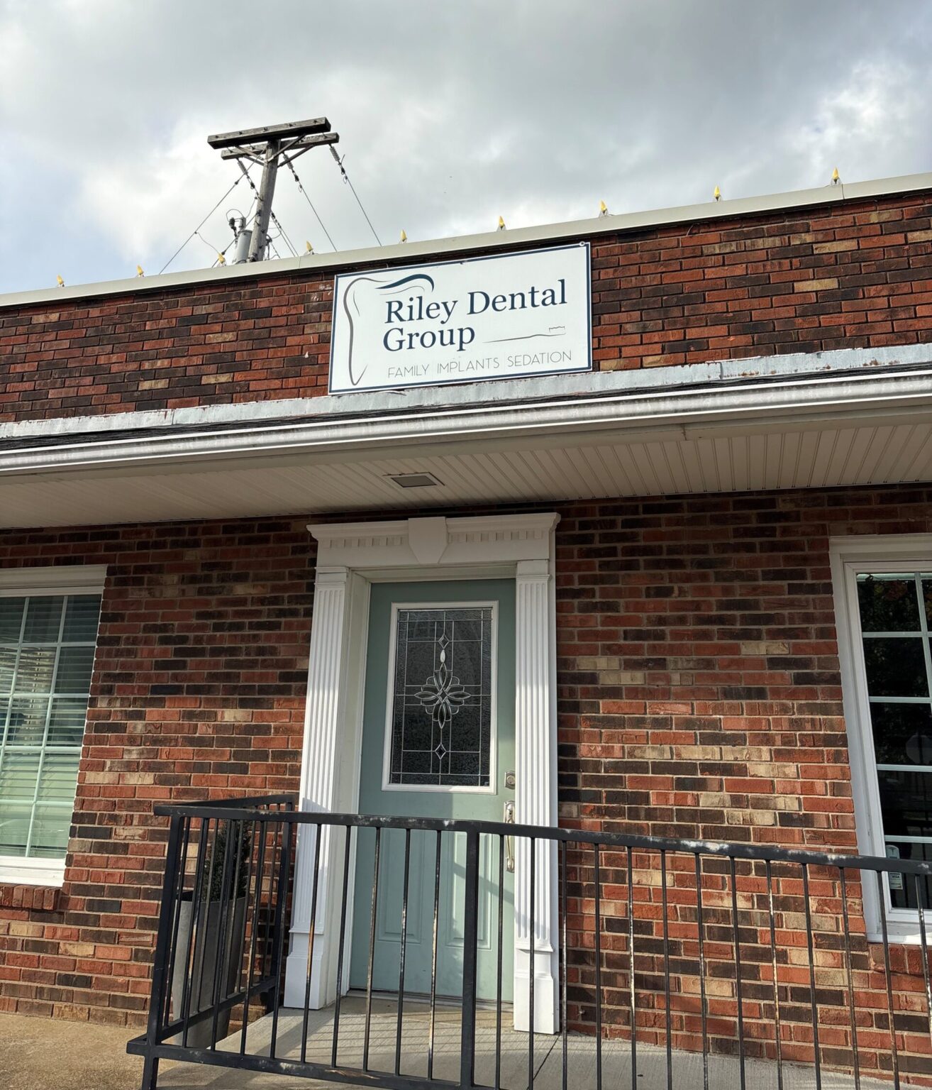 Raynard Riley Dentist Scottsville | Riley Dental Group | Our Experienced & Caring Staff
